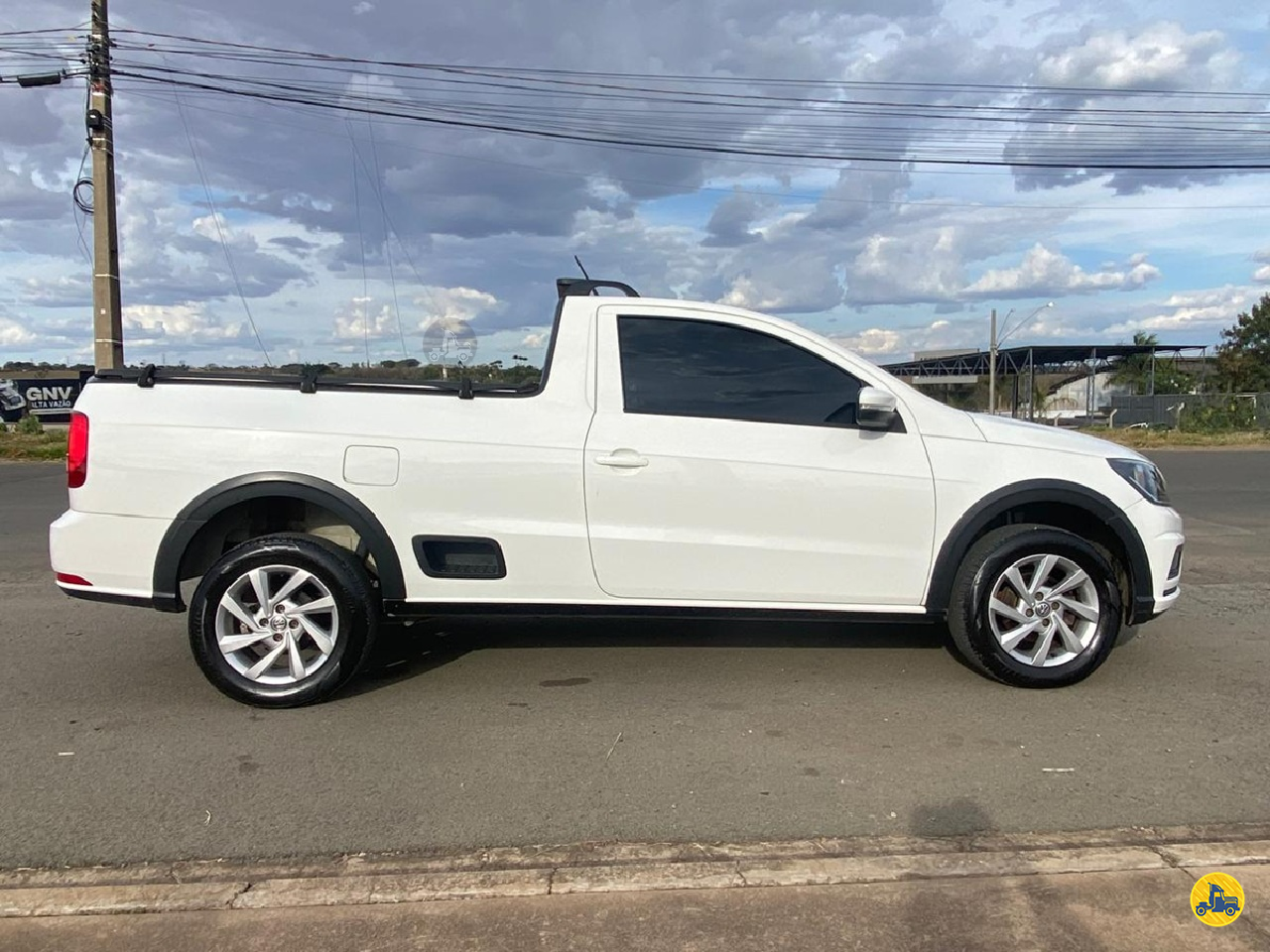 CARRO VW - Volkswagen Saveiro 1.6 CE Trendline Tim Carretas LIMEIRA SÃO PAULO SP